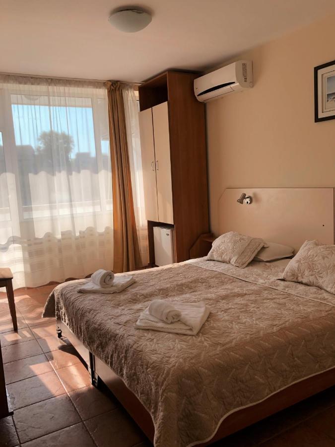 Hotel Naslada Balchik Extérieur photo