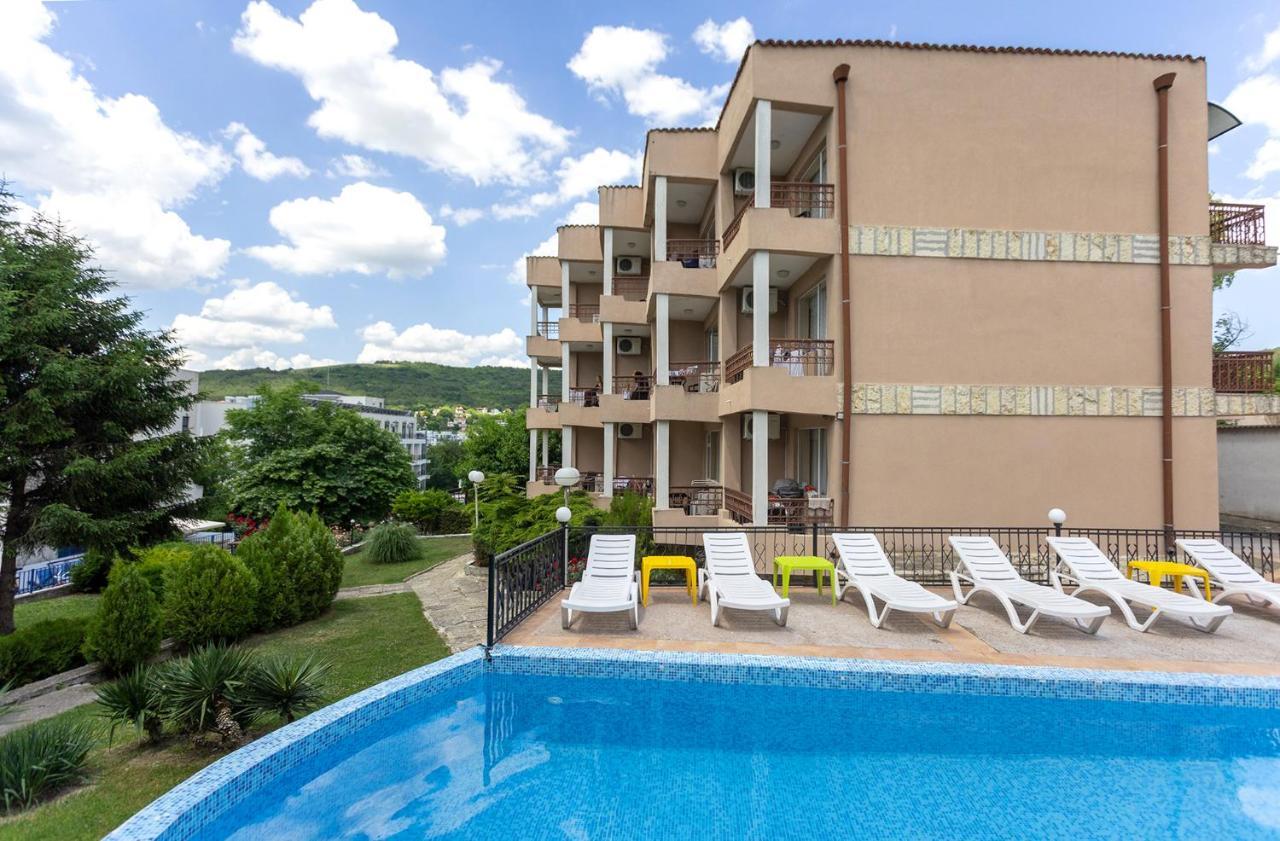 Hotel Naslada Balchik Extérieur photo