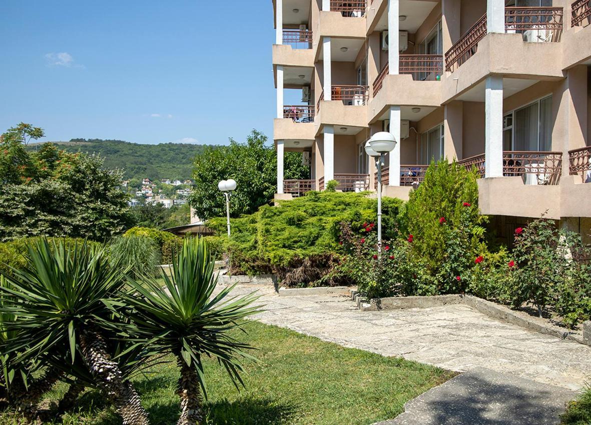Hotel Naslada Balchik Extérieur photo