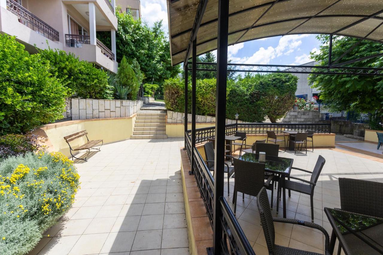 Hotel Naslada Balchik Extérieur photo