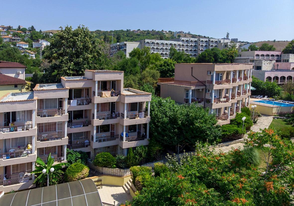 Hotel Naslada Balchik Extérieur photo