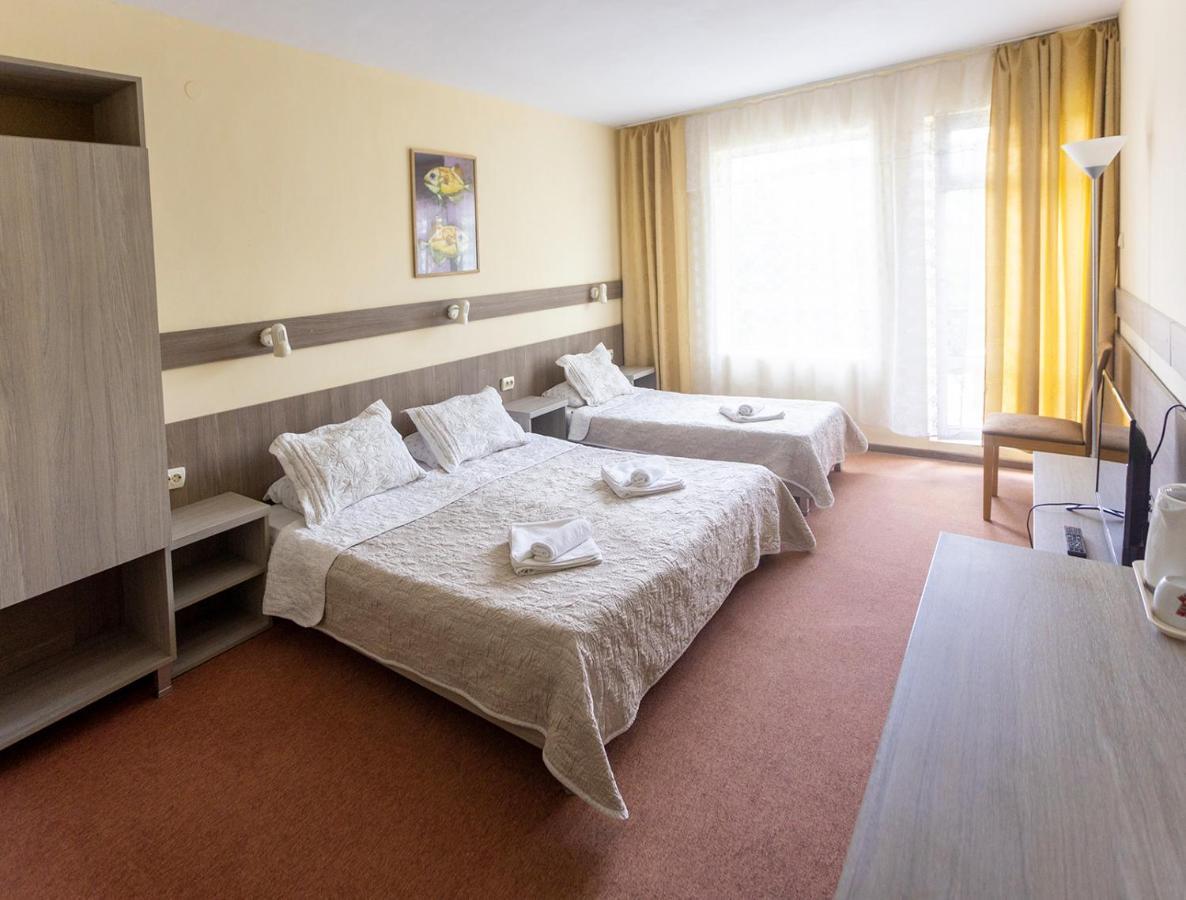 Hotel Naslada Balchik Extérieur photo