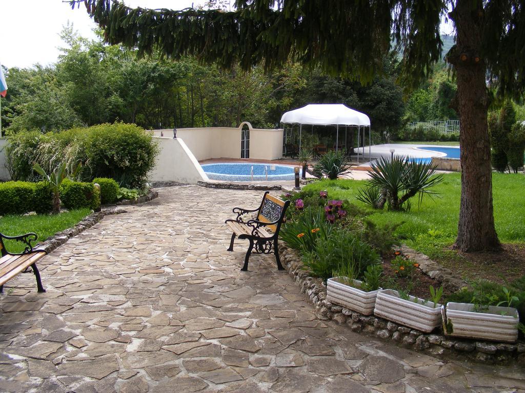 Hotel Naslada Balchik Extérieur photo