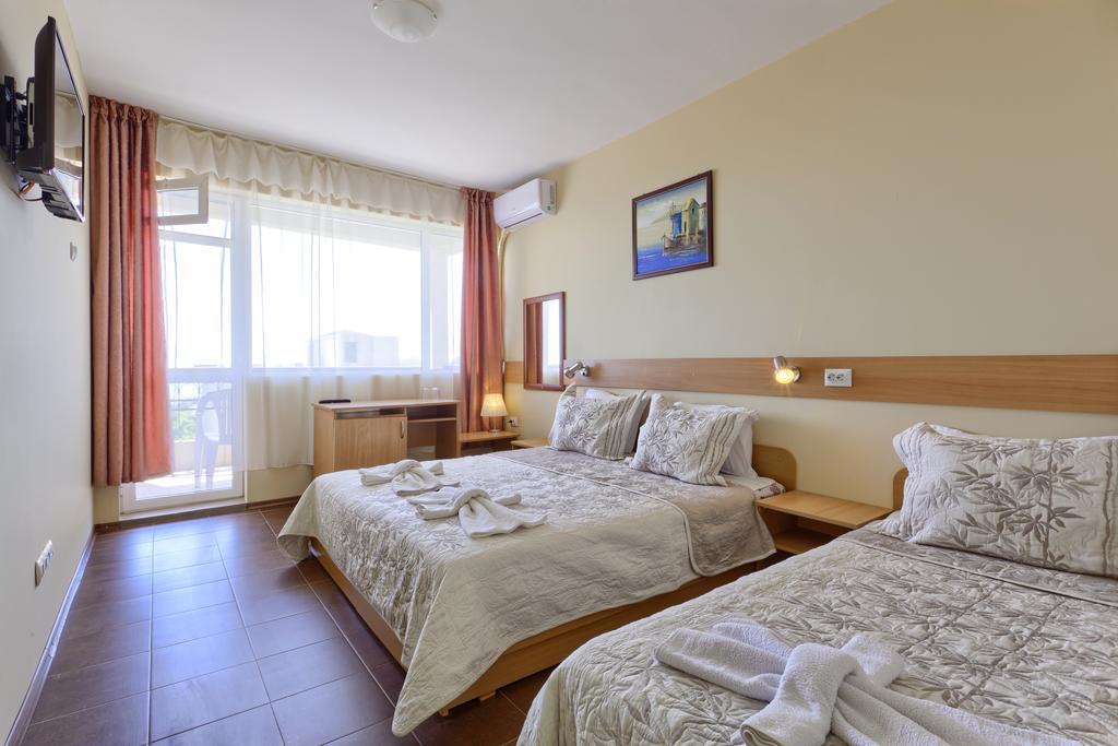 Hotel Naslada Balchik Extérieur photo