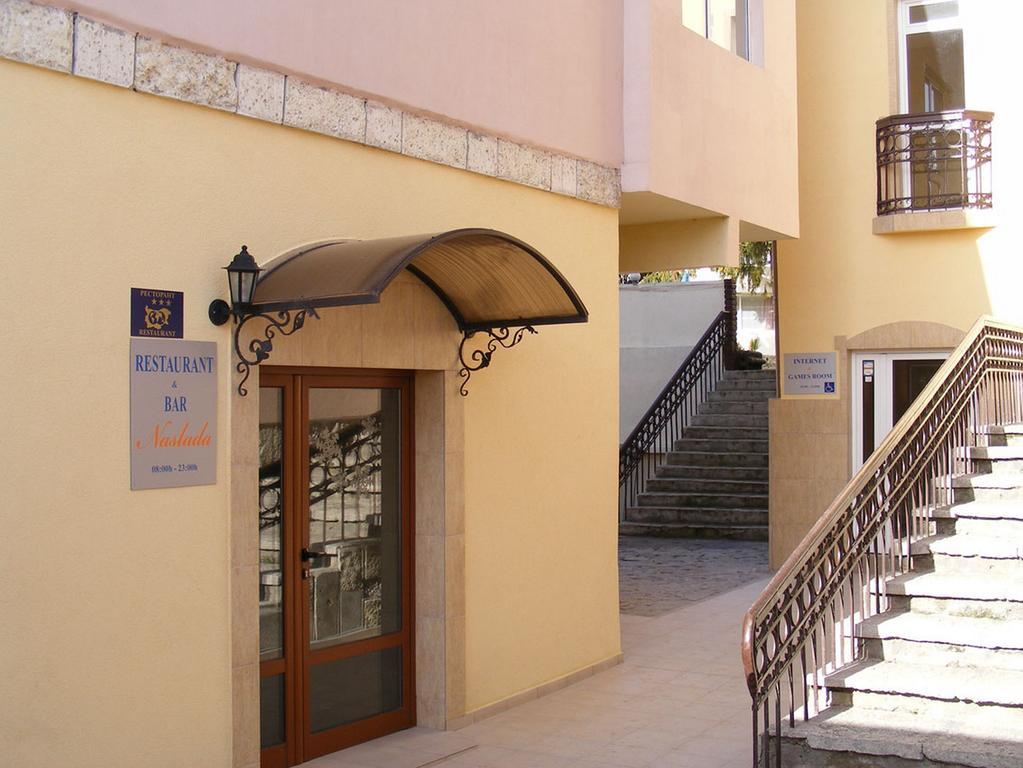 Hotel Naslada Balchik Extérieur photo